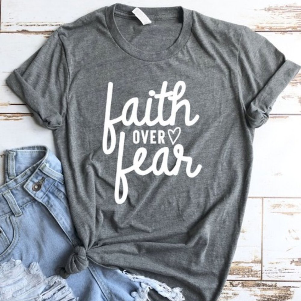 NWT Faith Over Fear Tee in Grey